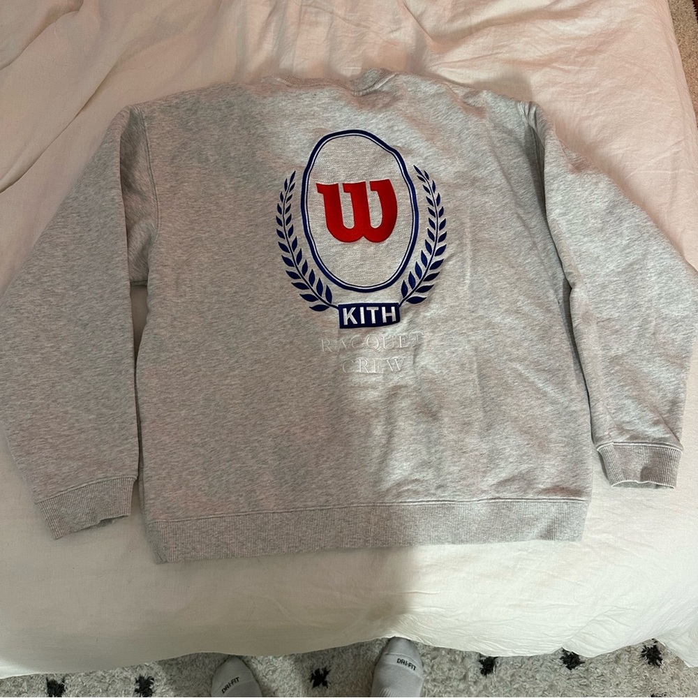 Kith x Wilson collab light heather grey crew neck sweatshirt size L